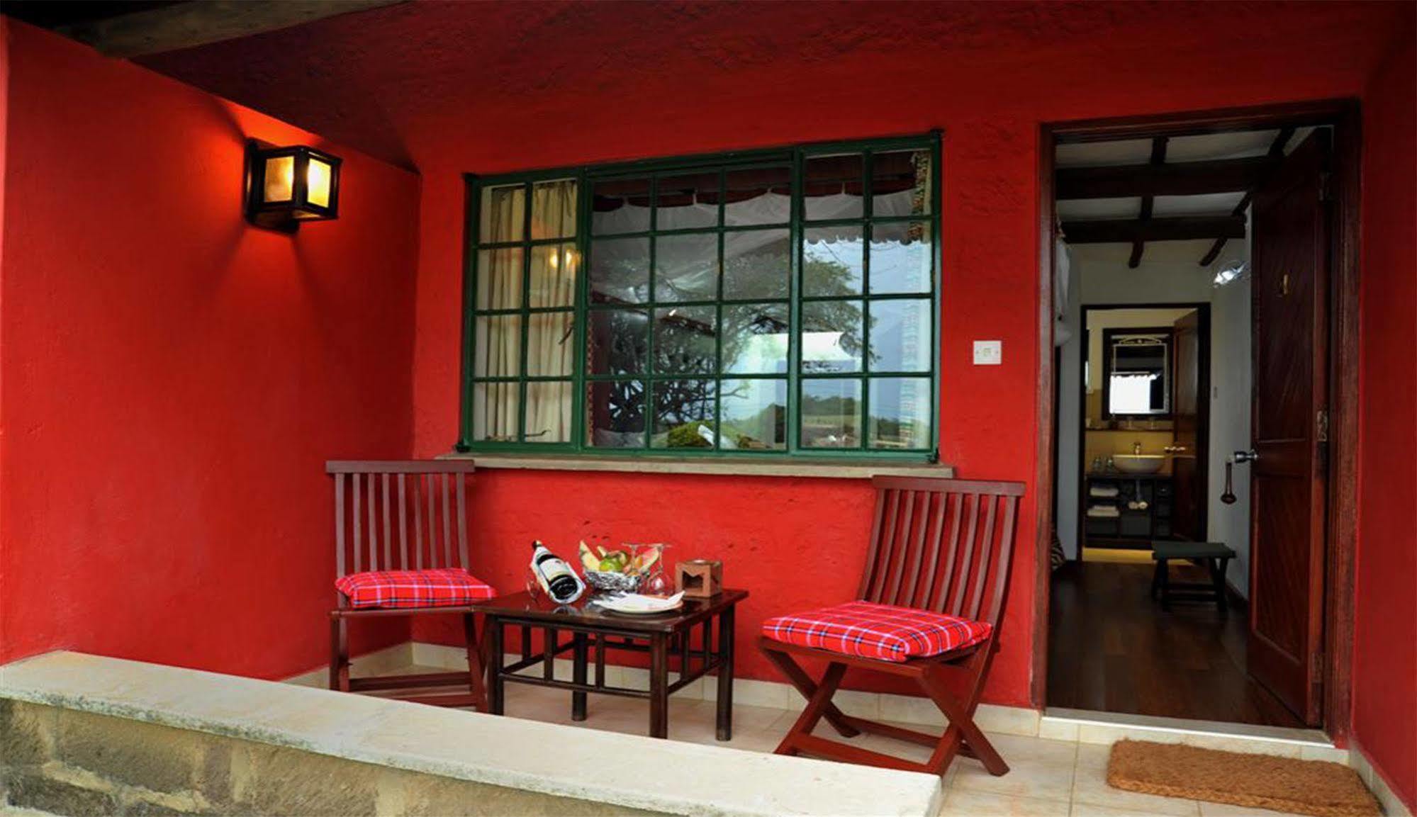Mara River Lodge Aitong Екстериор снимка