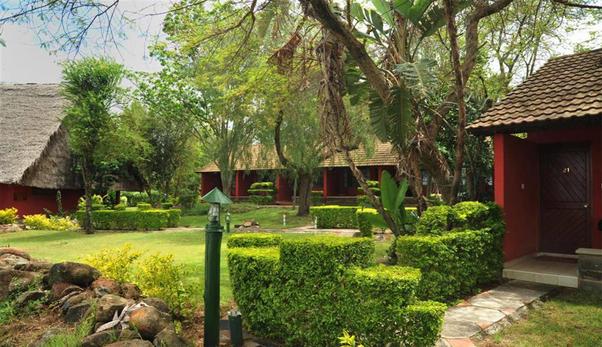 Mara River Lodge Aitong Екстериор снимка